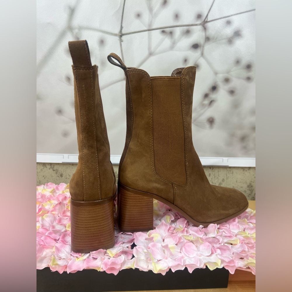 Steve Madden Women's Argent High Chelsea Booties Brown Suede Ankle Boots 9.5 - Picture 8 of 12